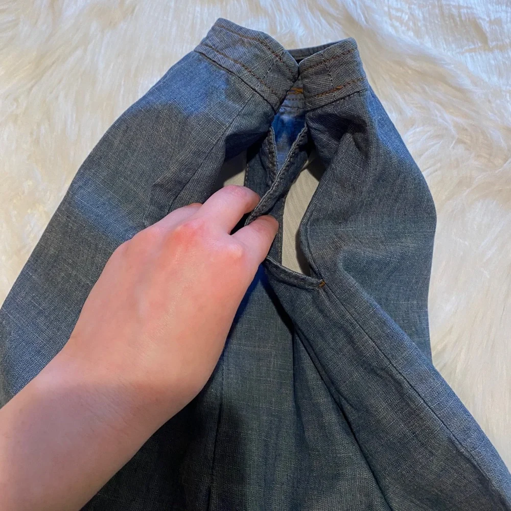 Banana Republic cute blue denim skirt size 0 petite